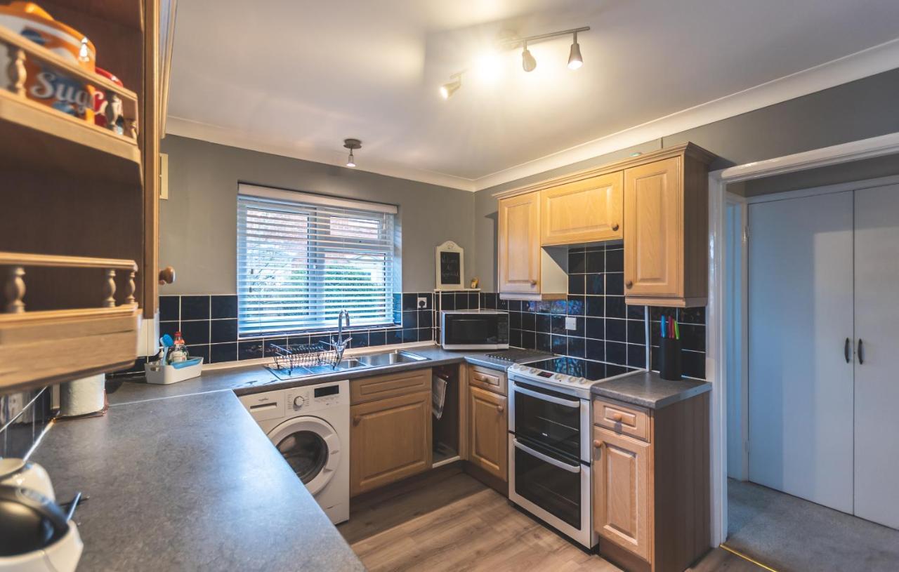 Kings Field Maisonette Eastleigh Extérieur photo